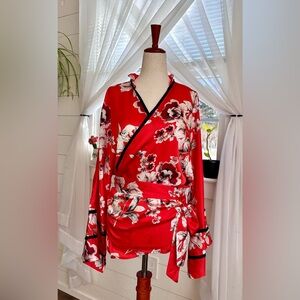 TCEC Vibrant Red Kimono Wrap Top with Floral Accents
Size: Medium